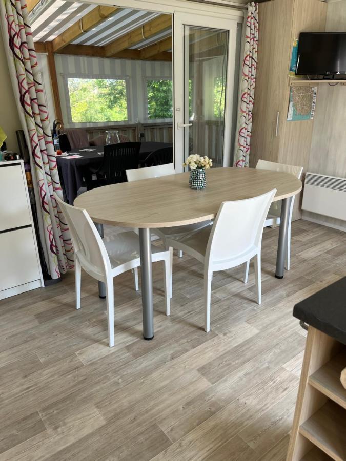 Camping Mobil Confort Xl,camping La Pommeraie, Piscine Et Ocean, Concarneau Et Pont Aven